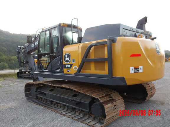 2024 John Deere 210 P