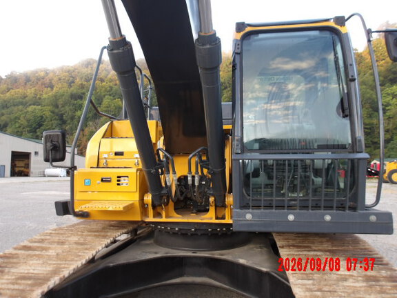 2024 John Deere 210 P