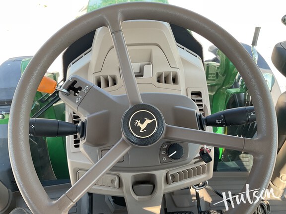 Photo of 2023 John Deere 6R 155
