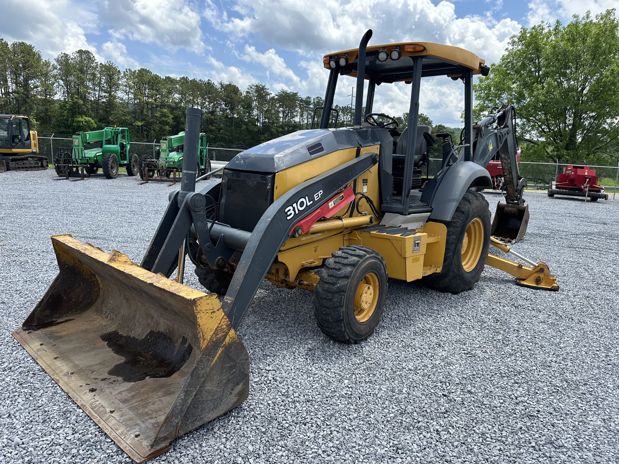 2017 John Deere 310L EP Image 2