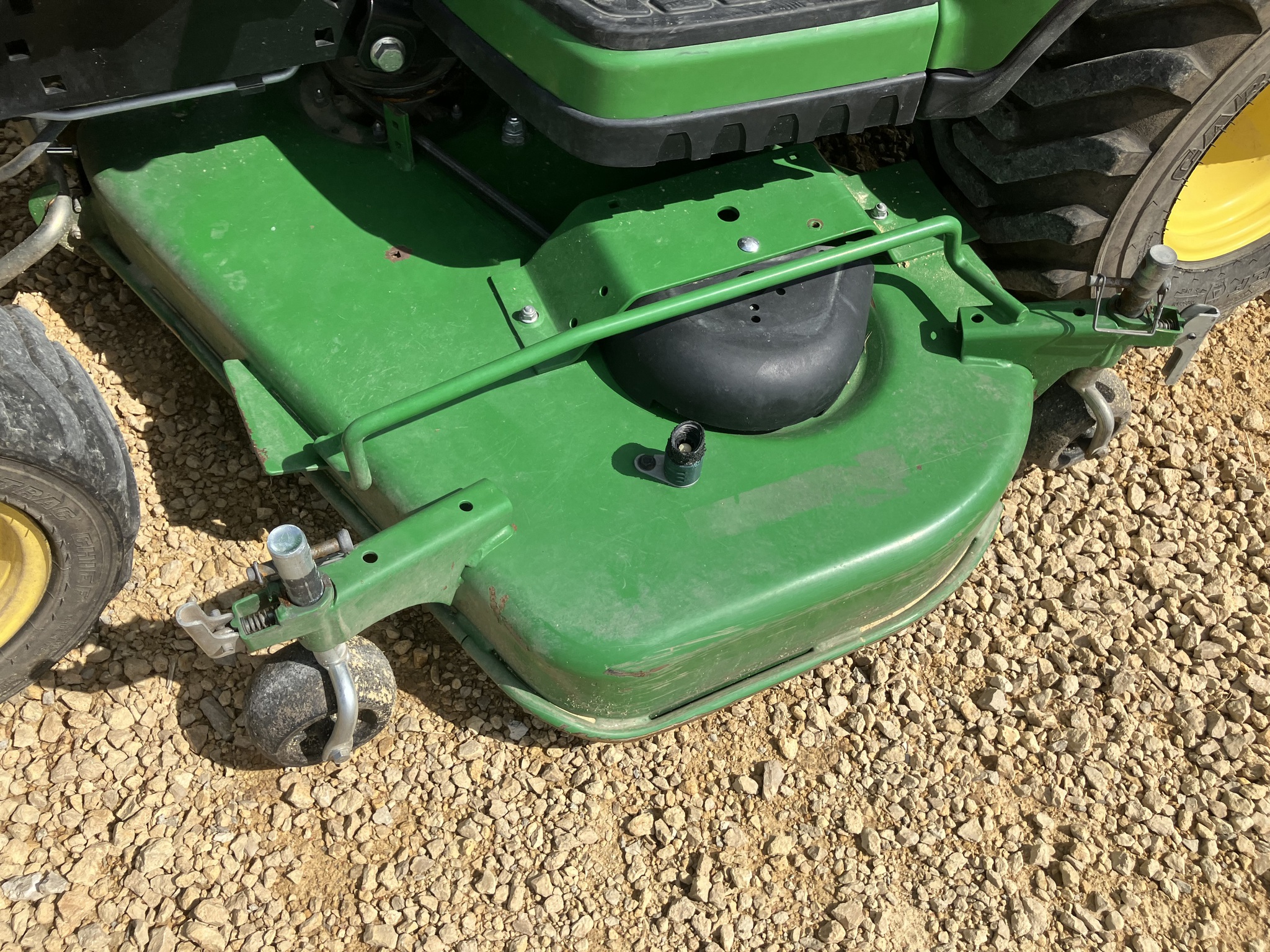 2018 John Deere 1025R Image 10