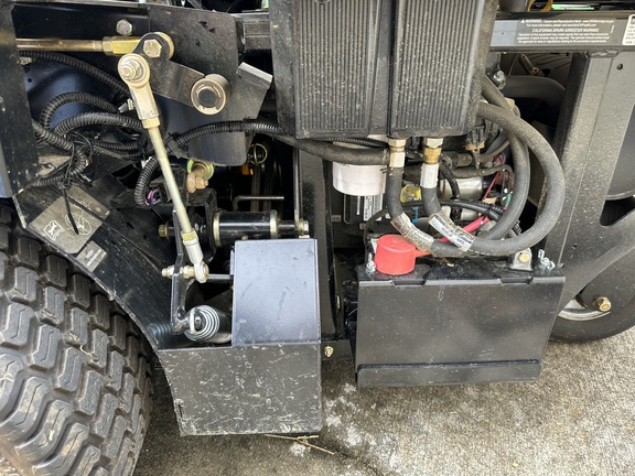 2023 Toro 8000