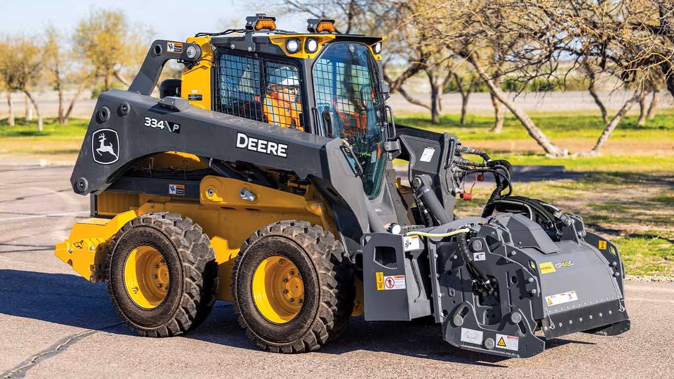 2025 John Deere CP40G Image 1