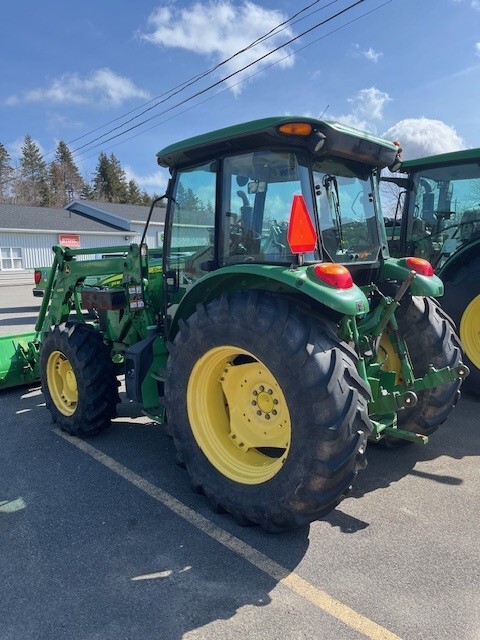 2016 John Deere 5115M Image 8