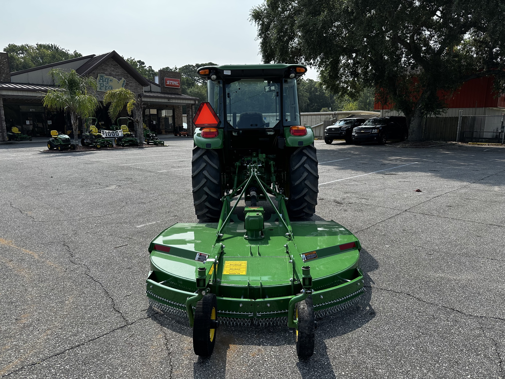 2025 John Deere 5067E Image 8