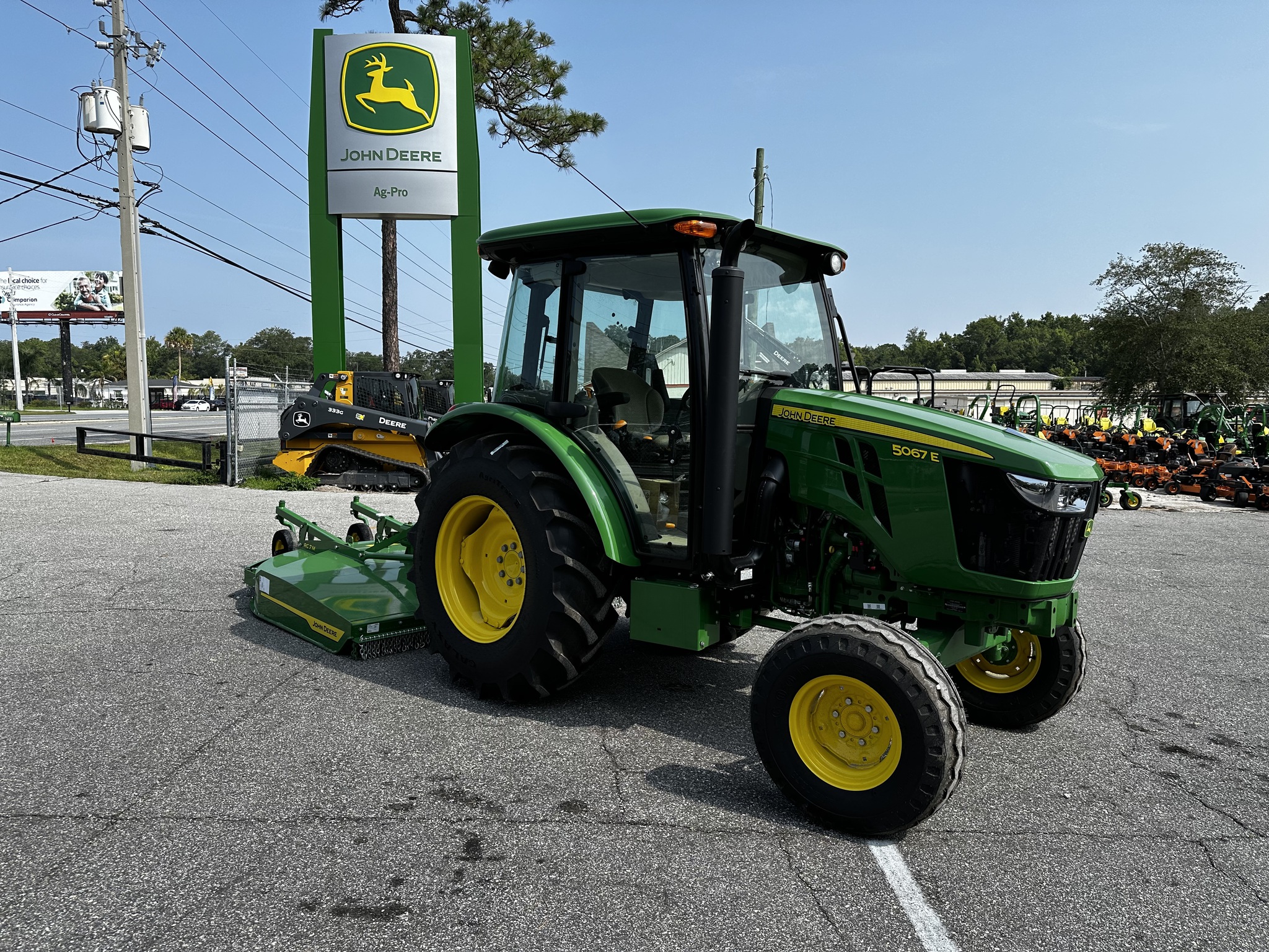 2025 John Deere 5067E Image 10