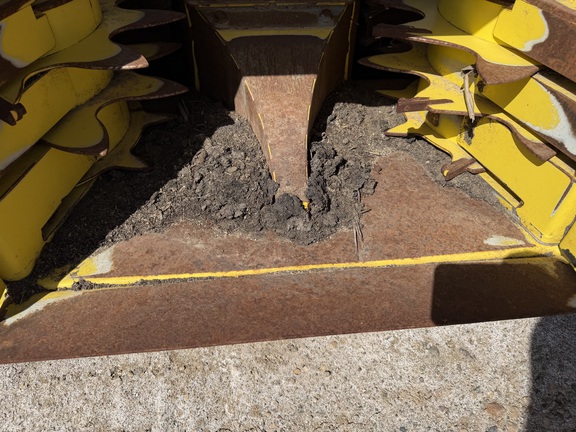 2024 John Deere 772 - Photo11