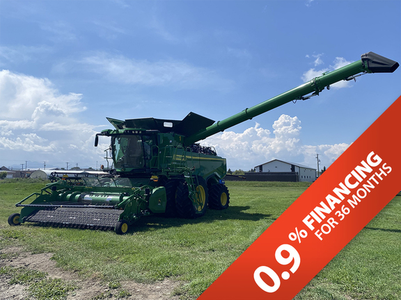 Photo of a 2022 John Deere X9 1000