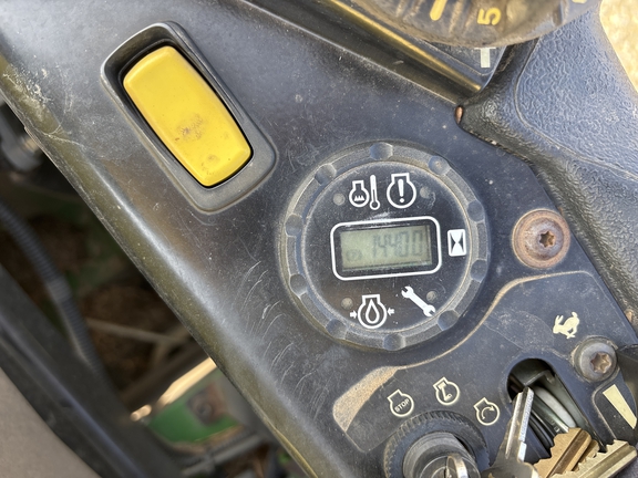 2022 John Deere Z960M Photo 4