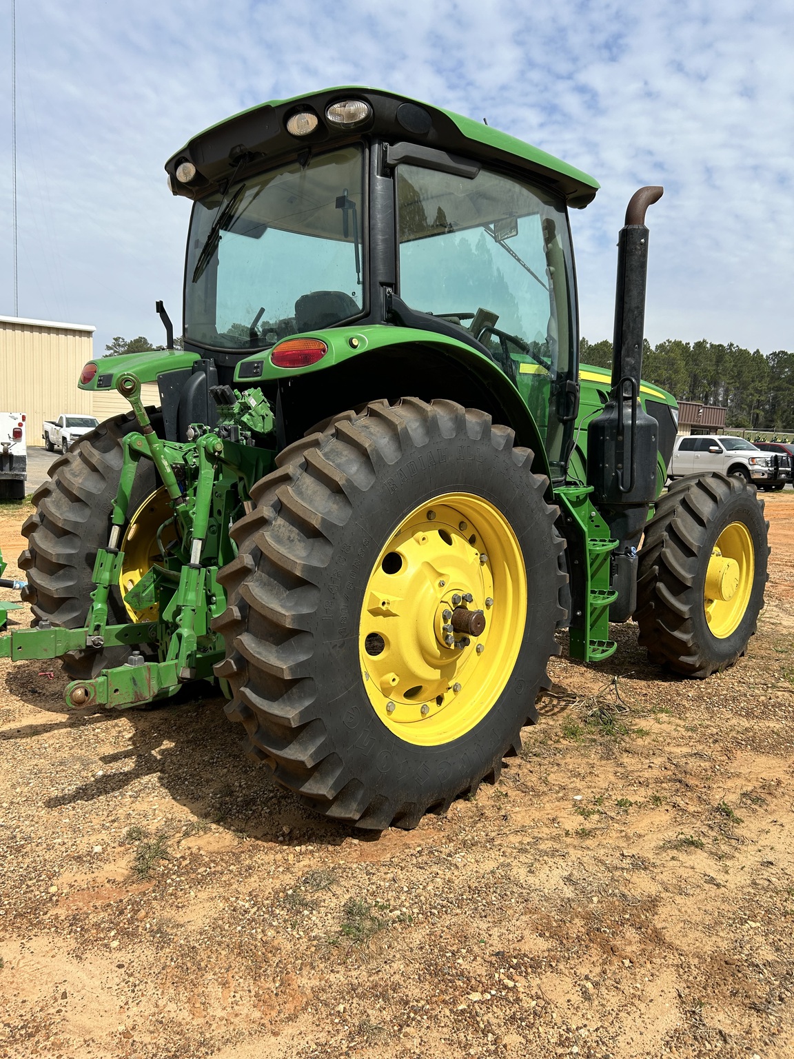 2022 John Deere 6145R Image 4