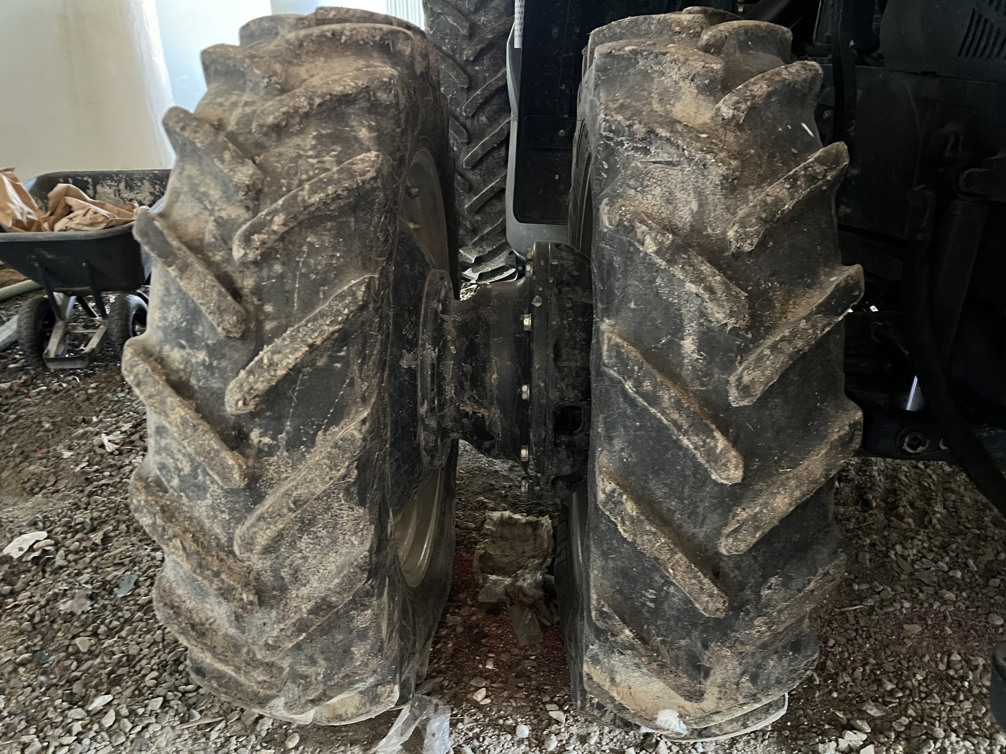 Used 2022 Case IH Magnum 280 AFS Row Crop Tractors at Koenig Equipment in Greensburg, IN - PhotoXL34