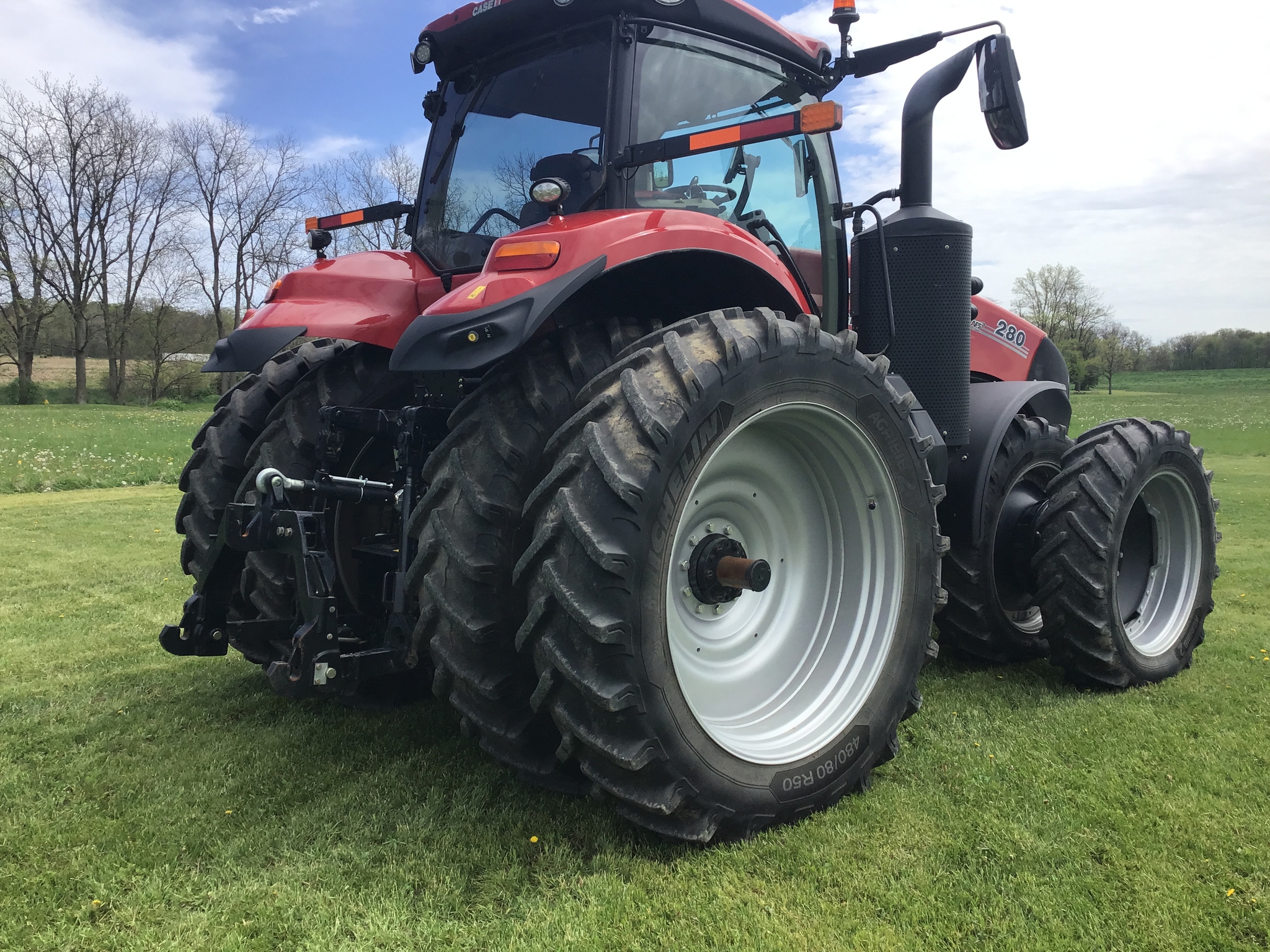 Used 2022 Case IH Magnum 280 AFS Row Crop Tractors at Koenig Equipment in Greensburg, IN - PhotoXL2