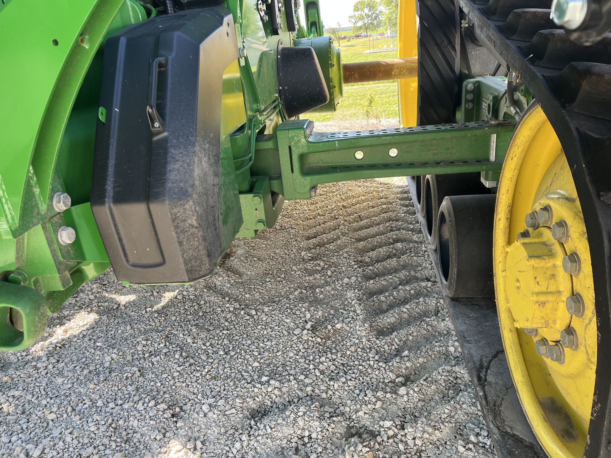  2024 John Deere 8RT 370 at Heritage Tractor in Kewanee, IL
