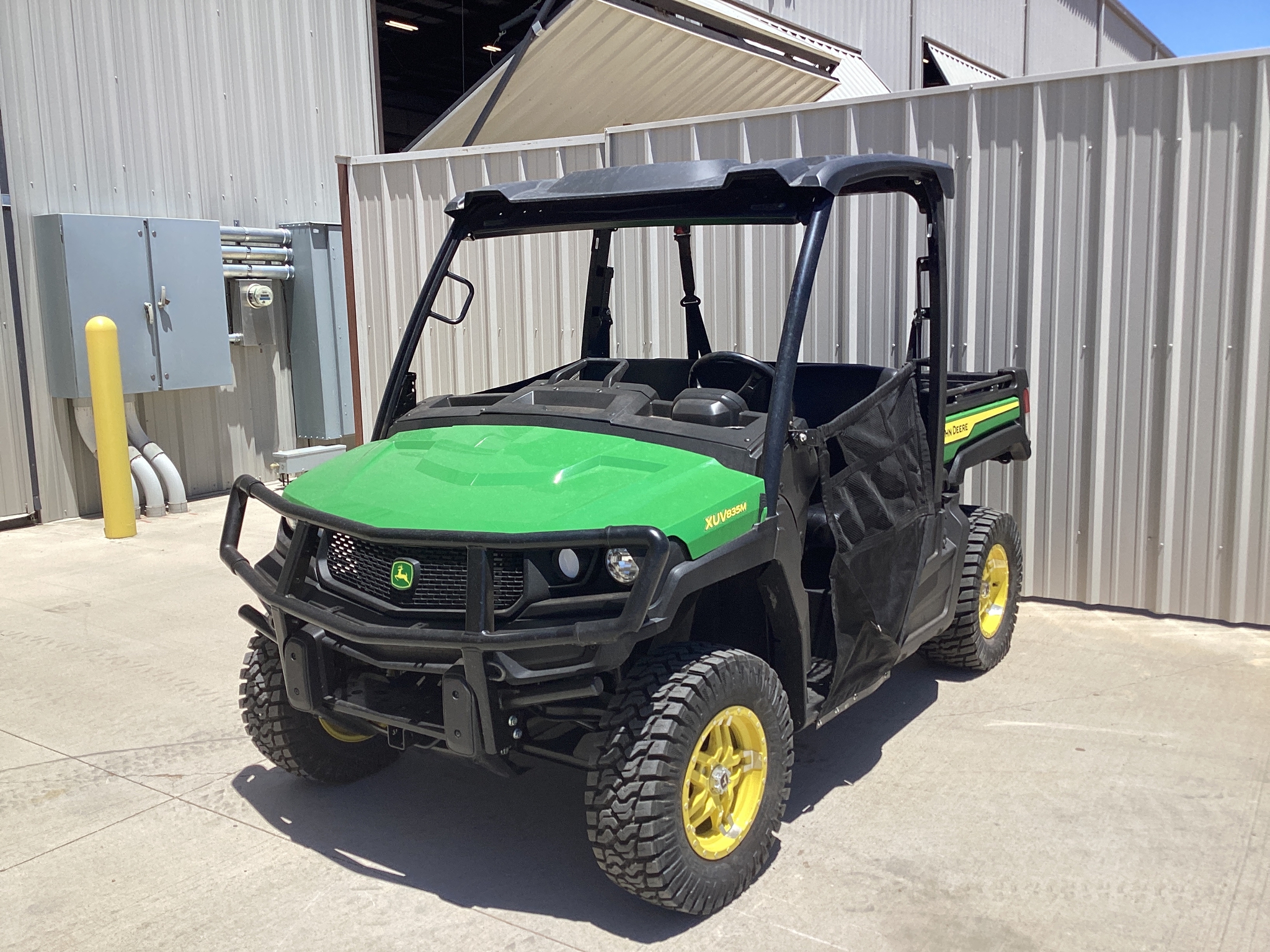 2023 John Deere XUV 835M Image 7