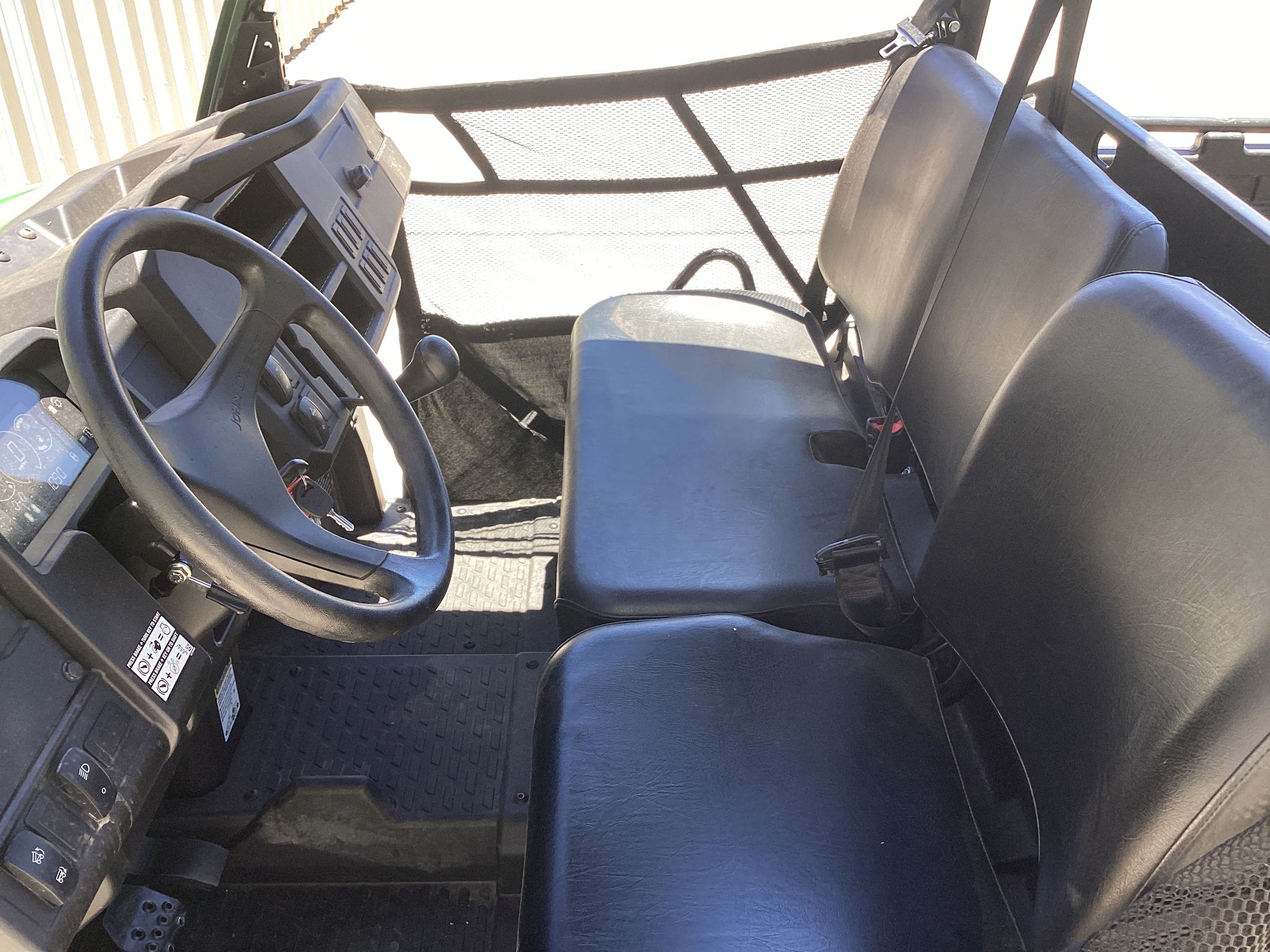 2023 John Deere XUV 835M Image 13