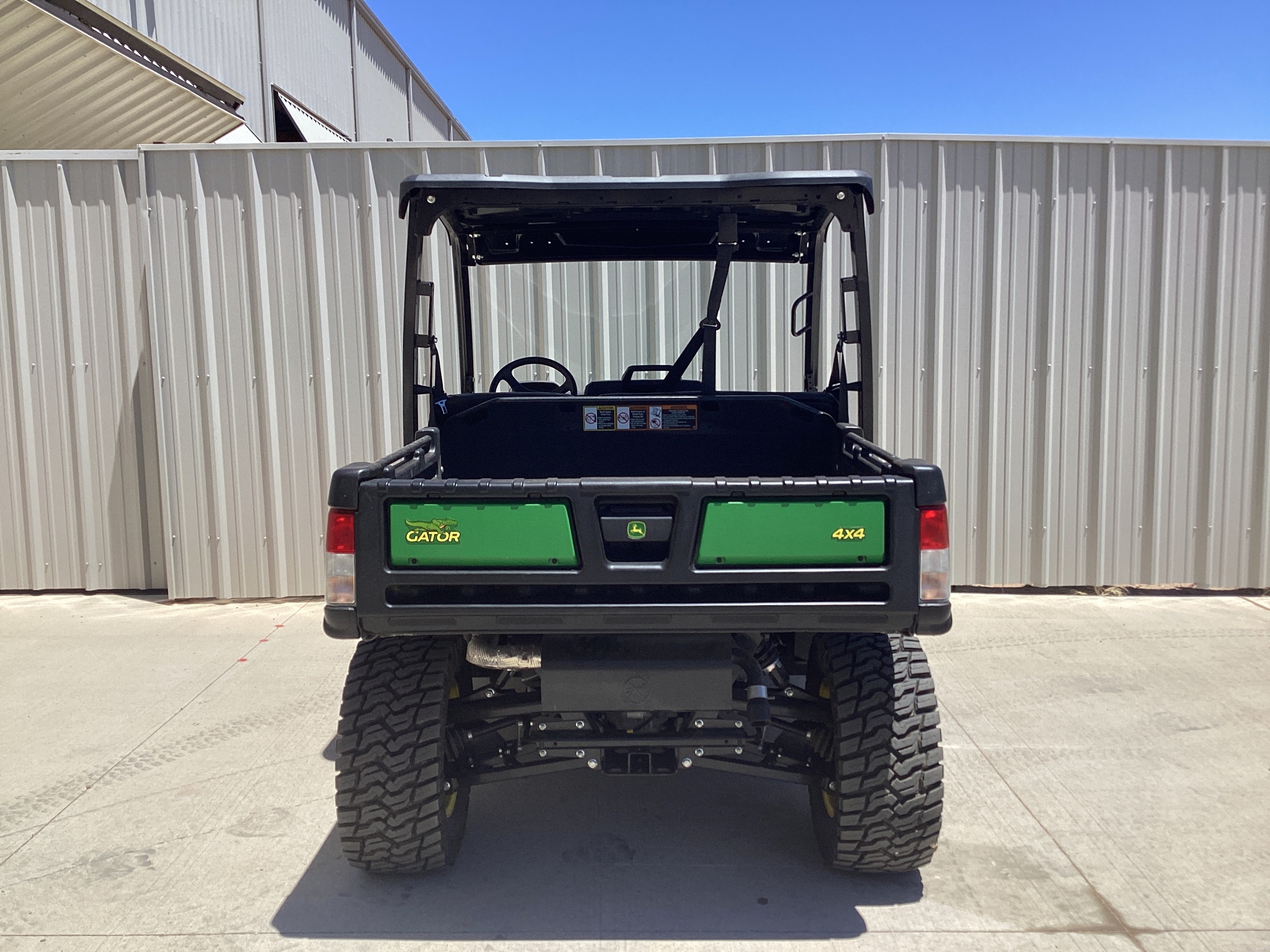 2023 John Deere XUV 835M Image 12