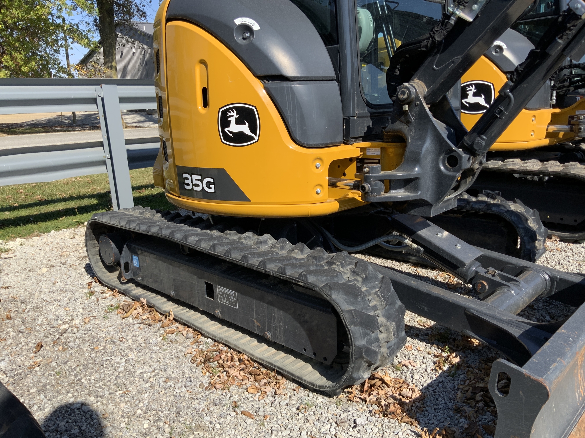 2022 John Deere 35G Image 6