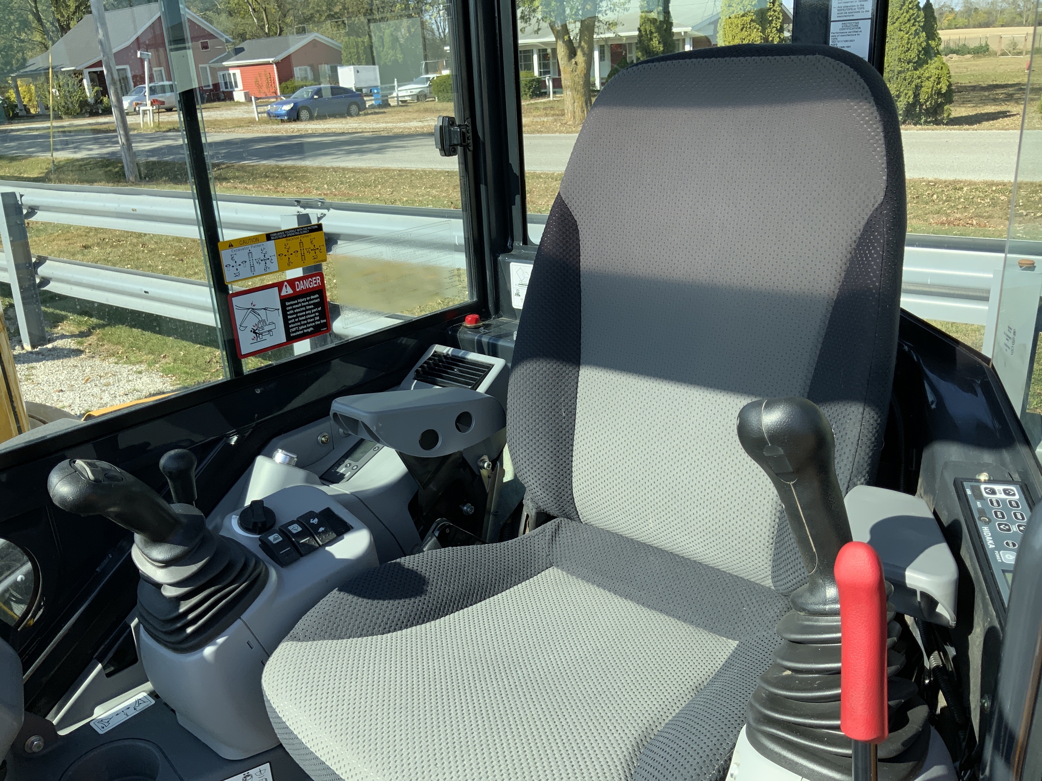 2022 John Deere 35G Image 11