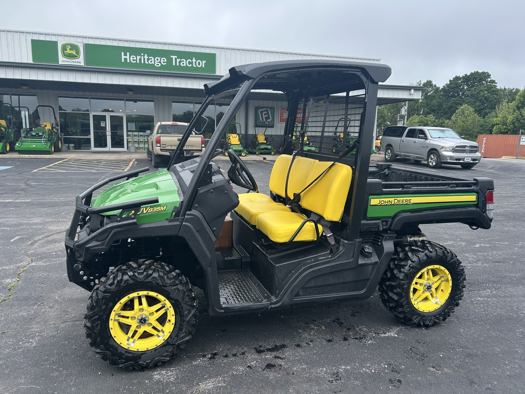 2019 John Deere XUV 835M at Heritage Tractor in Joplin, MO