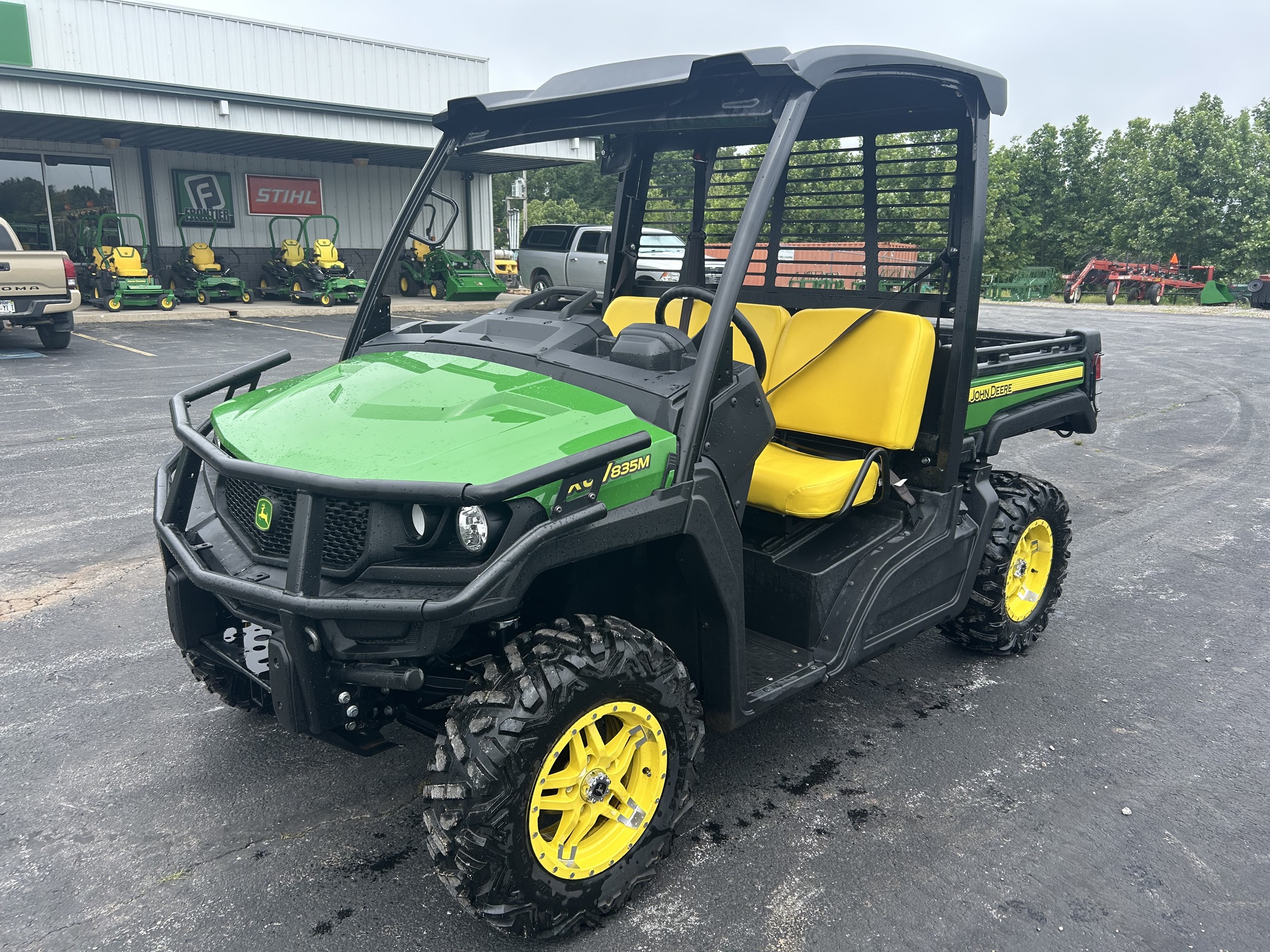  2019 John Deere XUV 835M at Heritage Tractor in Joplin, MO