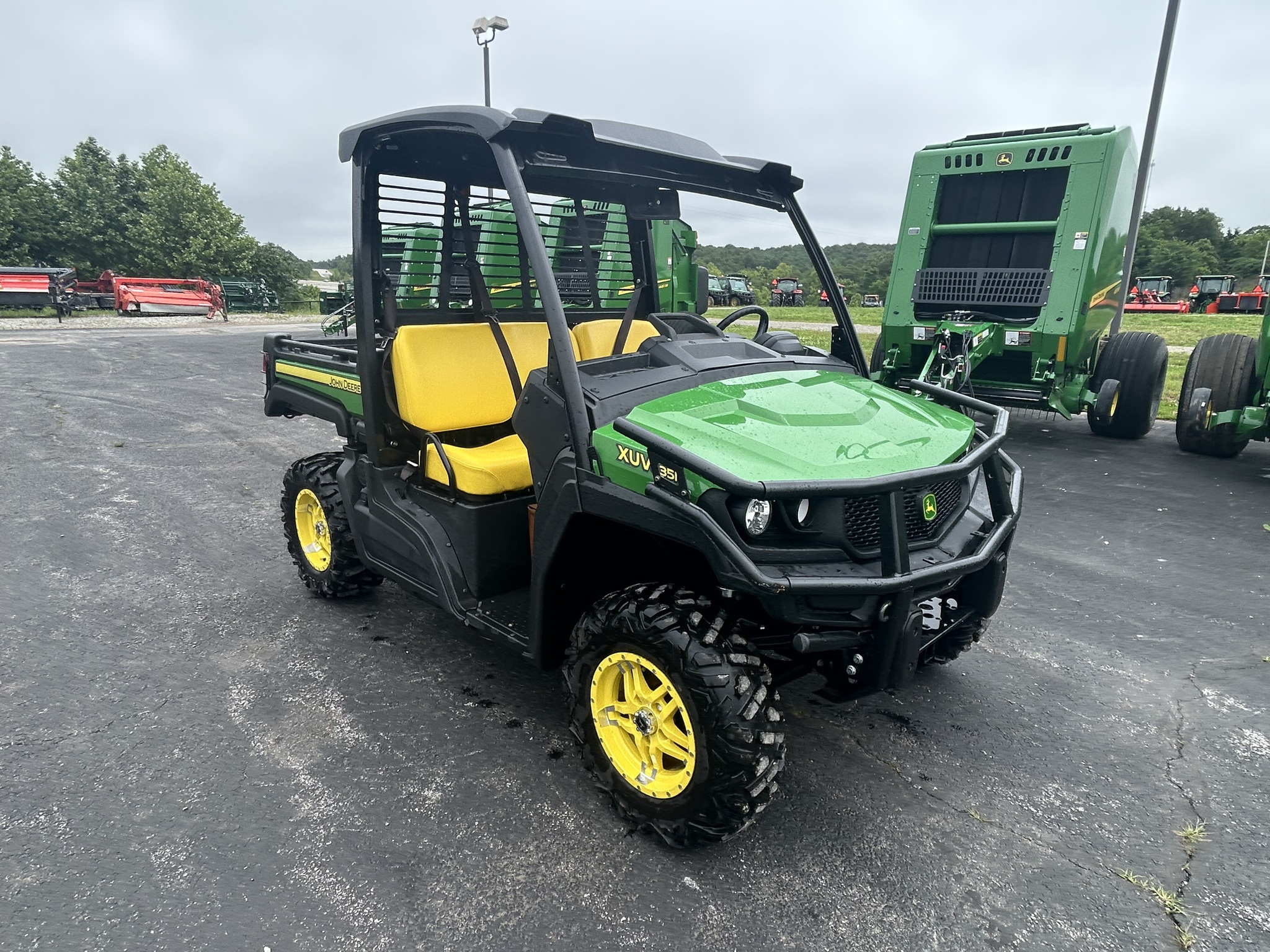  2019 John Deere XUV 835M at Heritage Tractor in Joplin, MO
