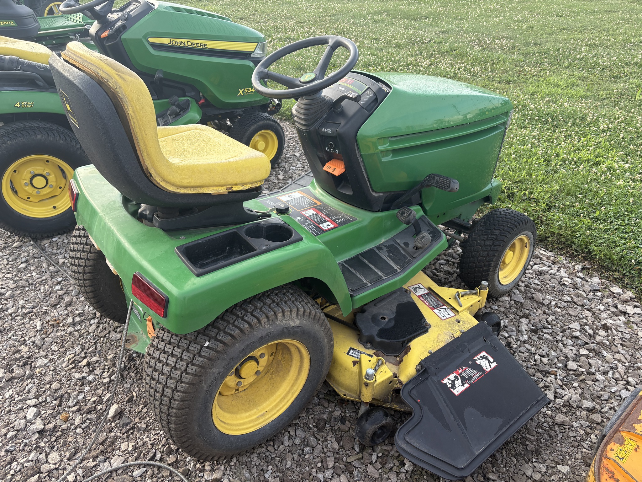2003 John Deere GX345 Image 4