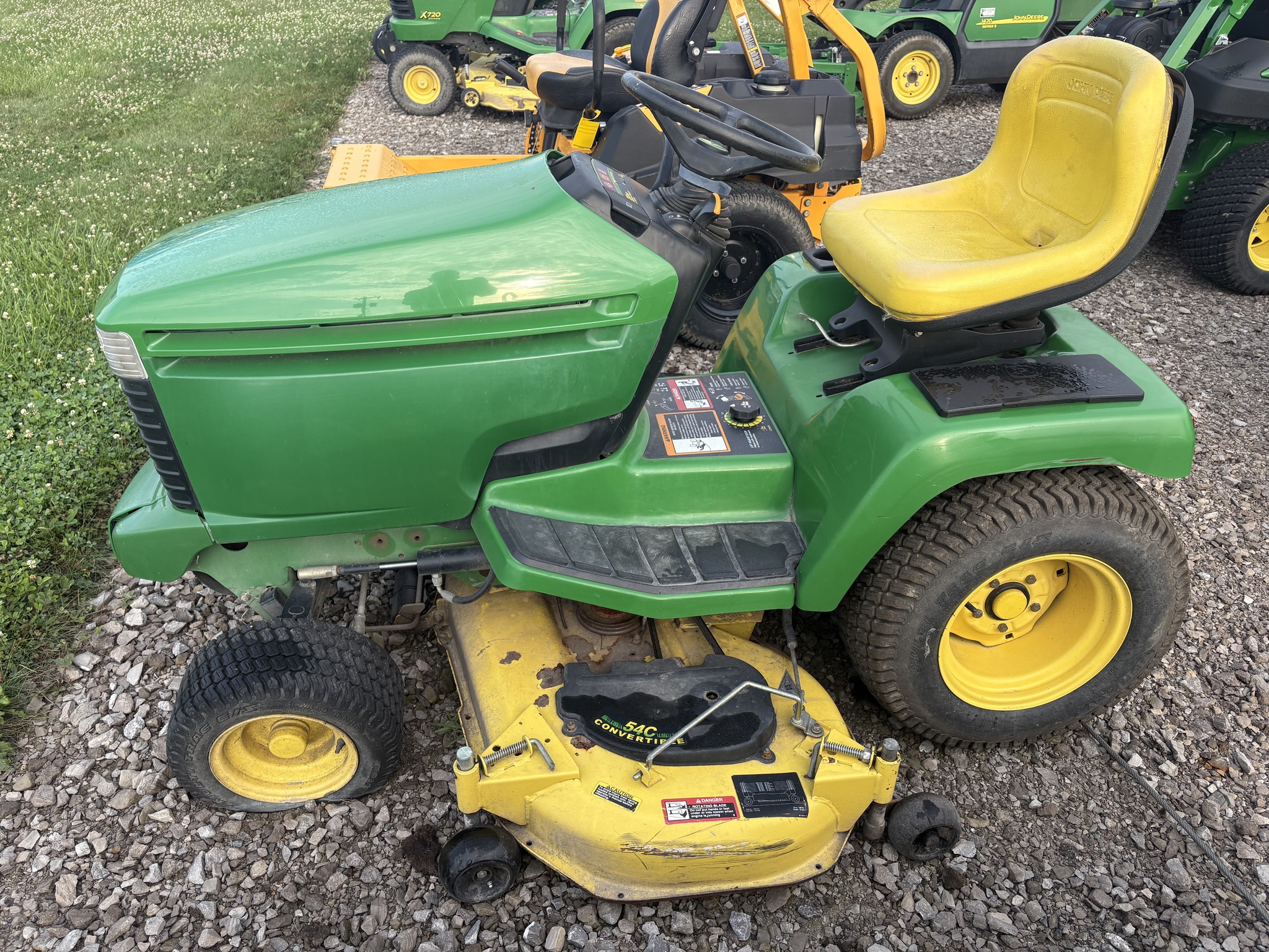 2003 John Deere GX345 Image 7