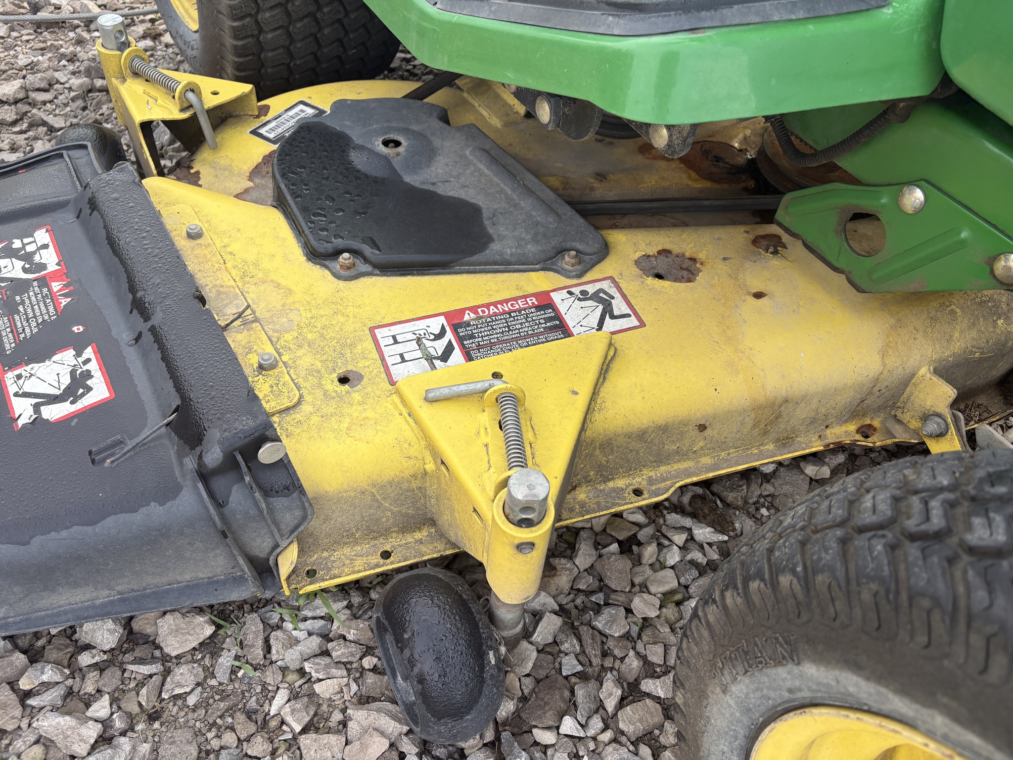 2003 John Deere GX345 Image 16