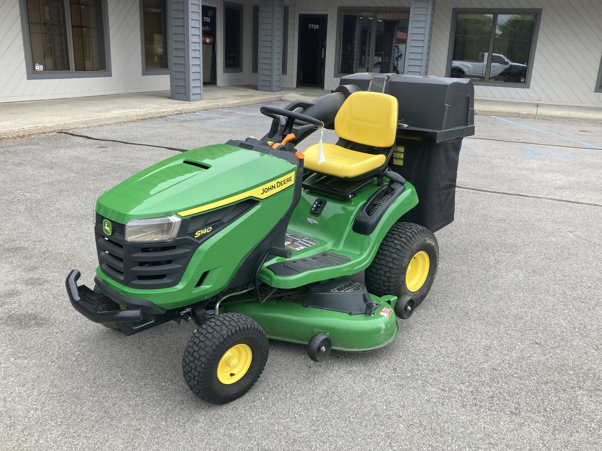 2023 John Deere S140 Image 7