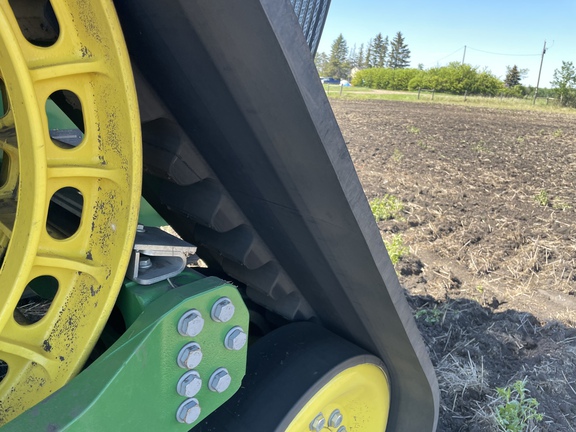 Used 2020 John Deere 9520RX Track Tractors at Horizon Ag & Turf in Vermilion, AB - Photo6