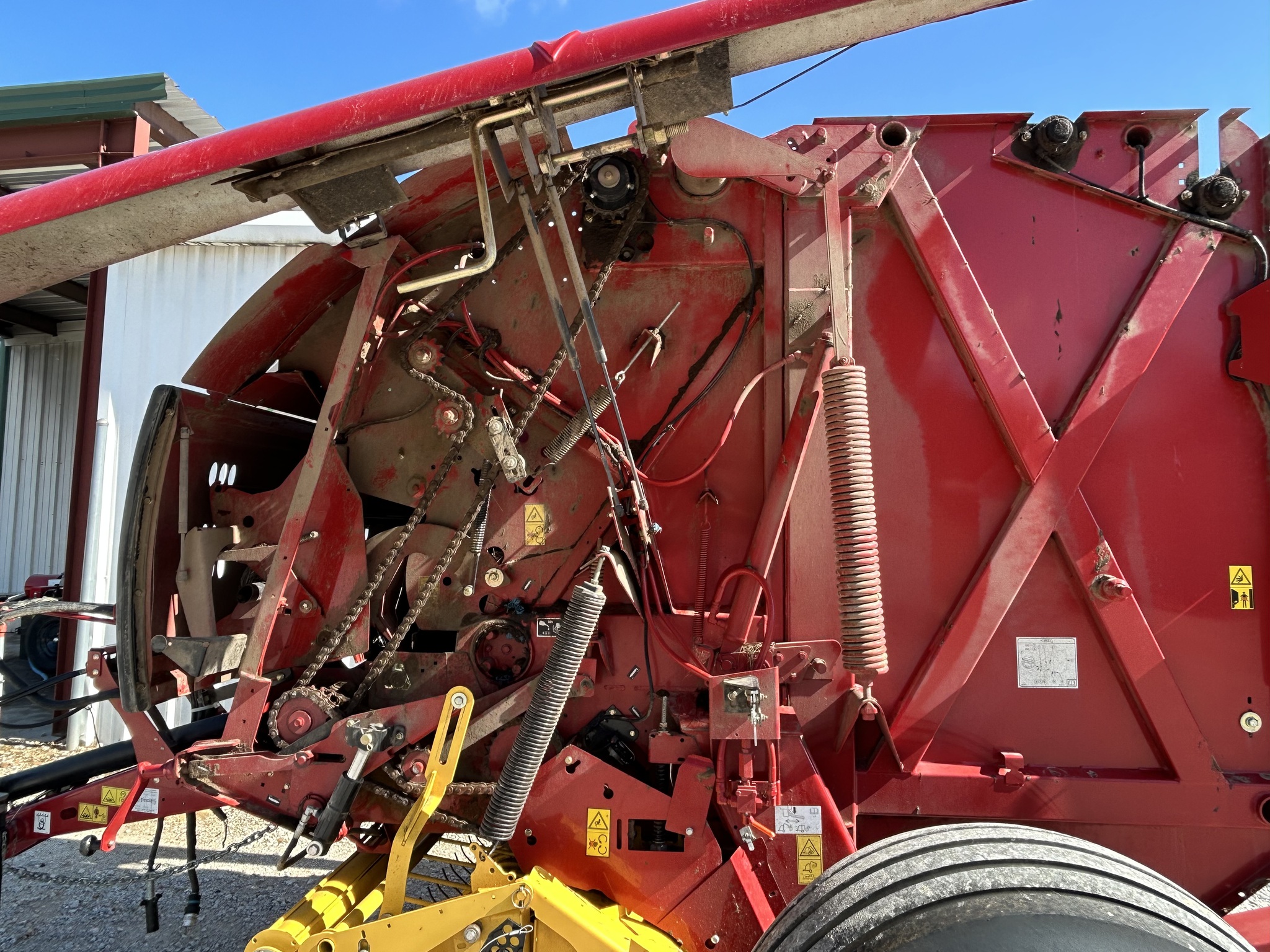  2019 New Holland Rollbelt 460 at Heritage Tractor in Harrison, AR