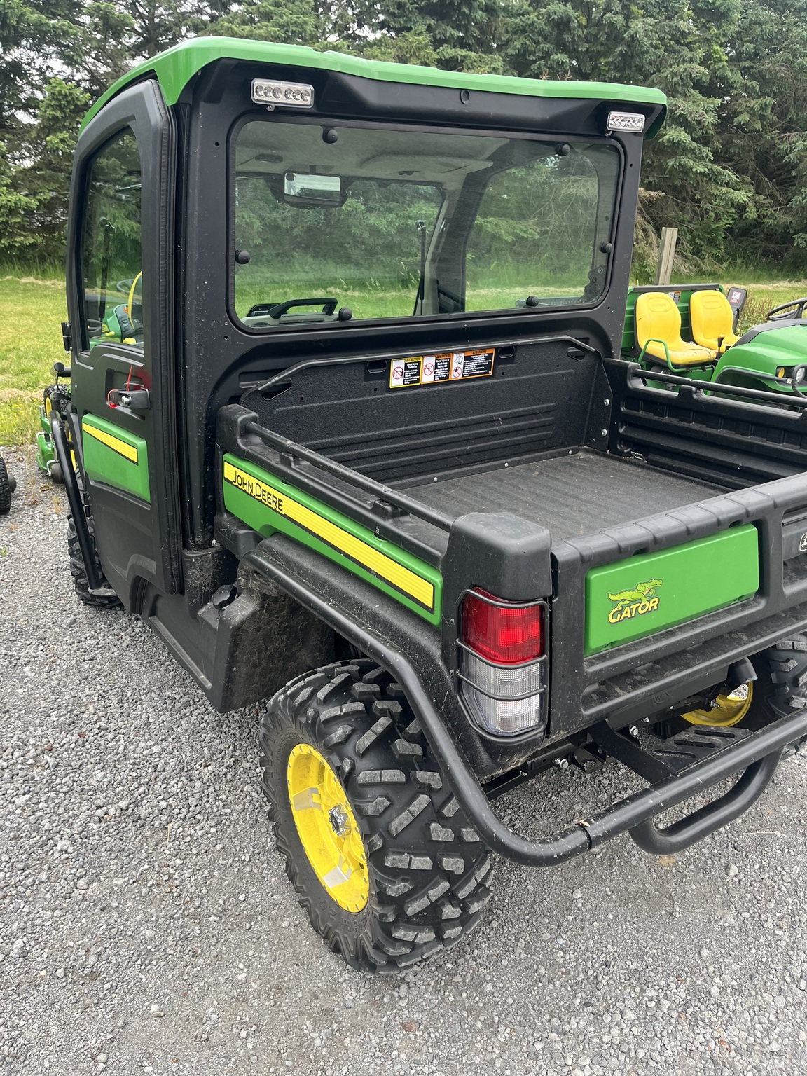 2018 John Deere XUV 835R Image 8