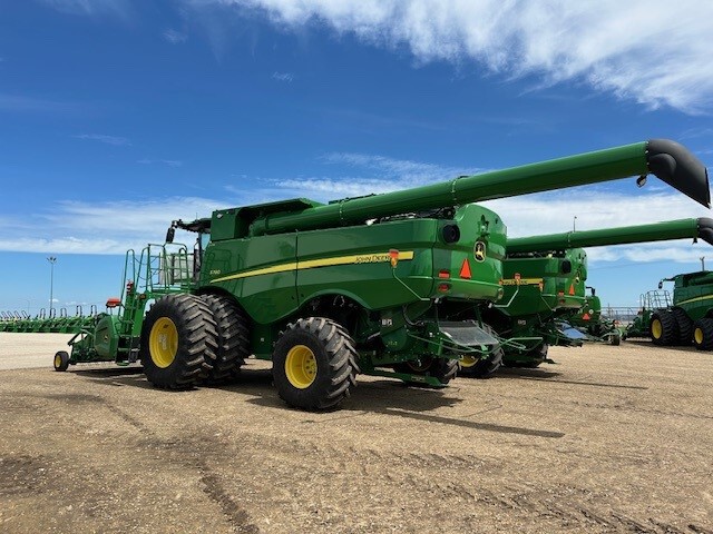 2019 John Deere S780 Image 3