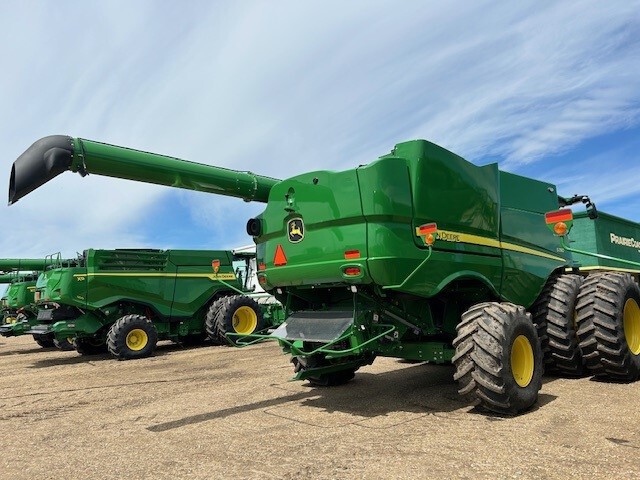 2019 John Deere S780 Image 4