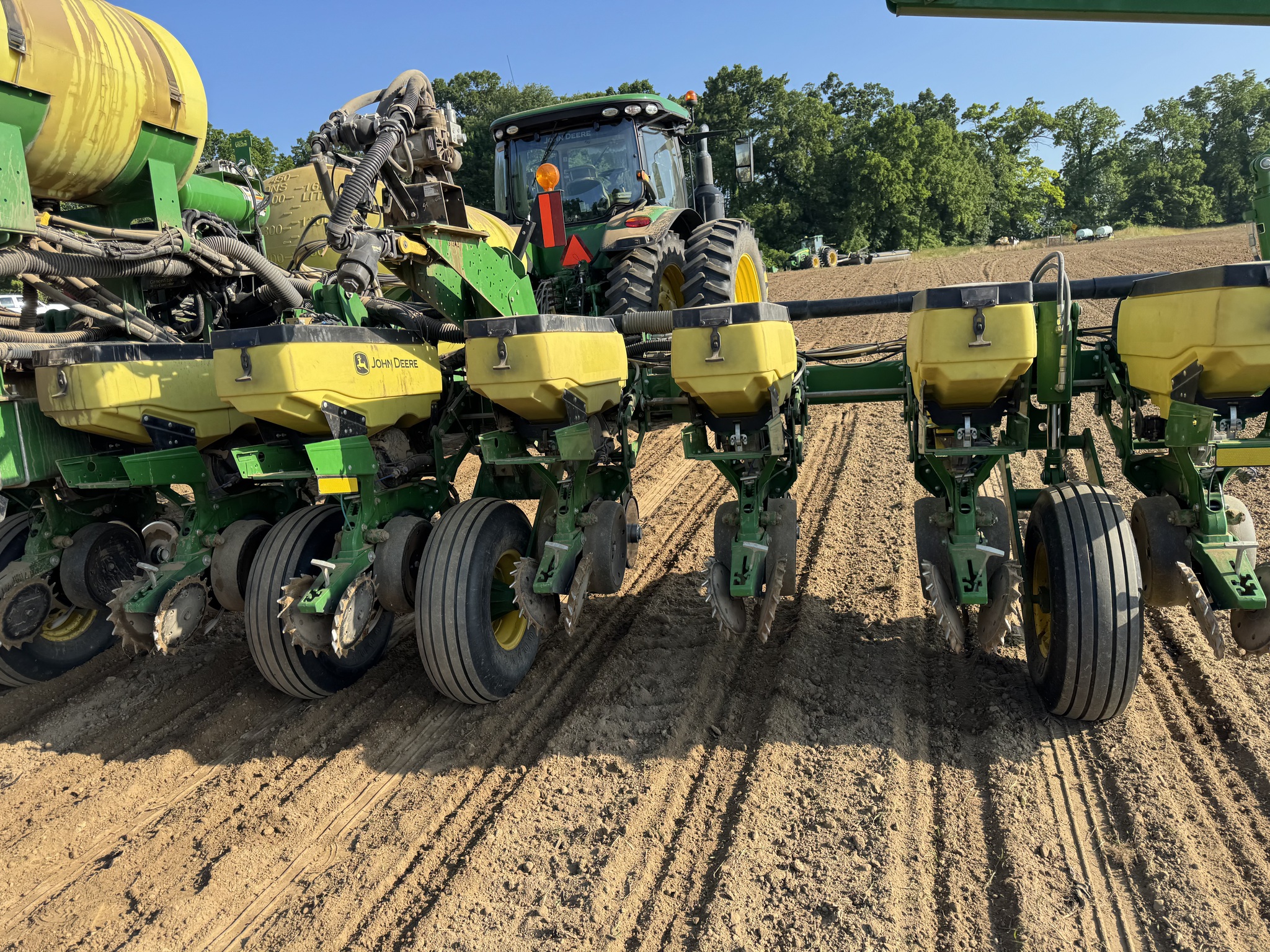 2016 John Deere 1775NT Image 8