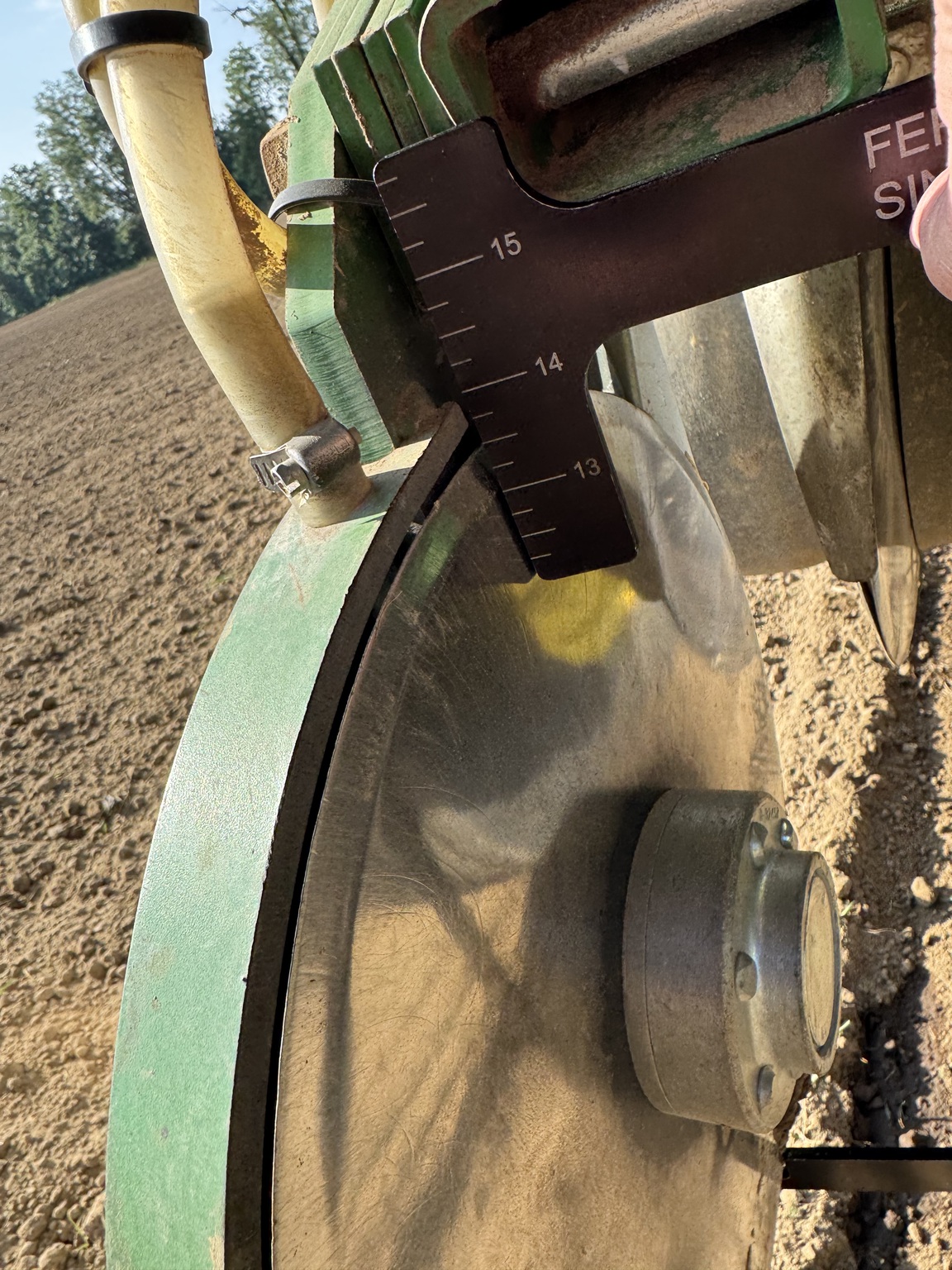 2016 John Deere 1775NT Image 13