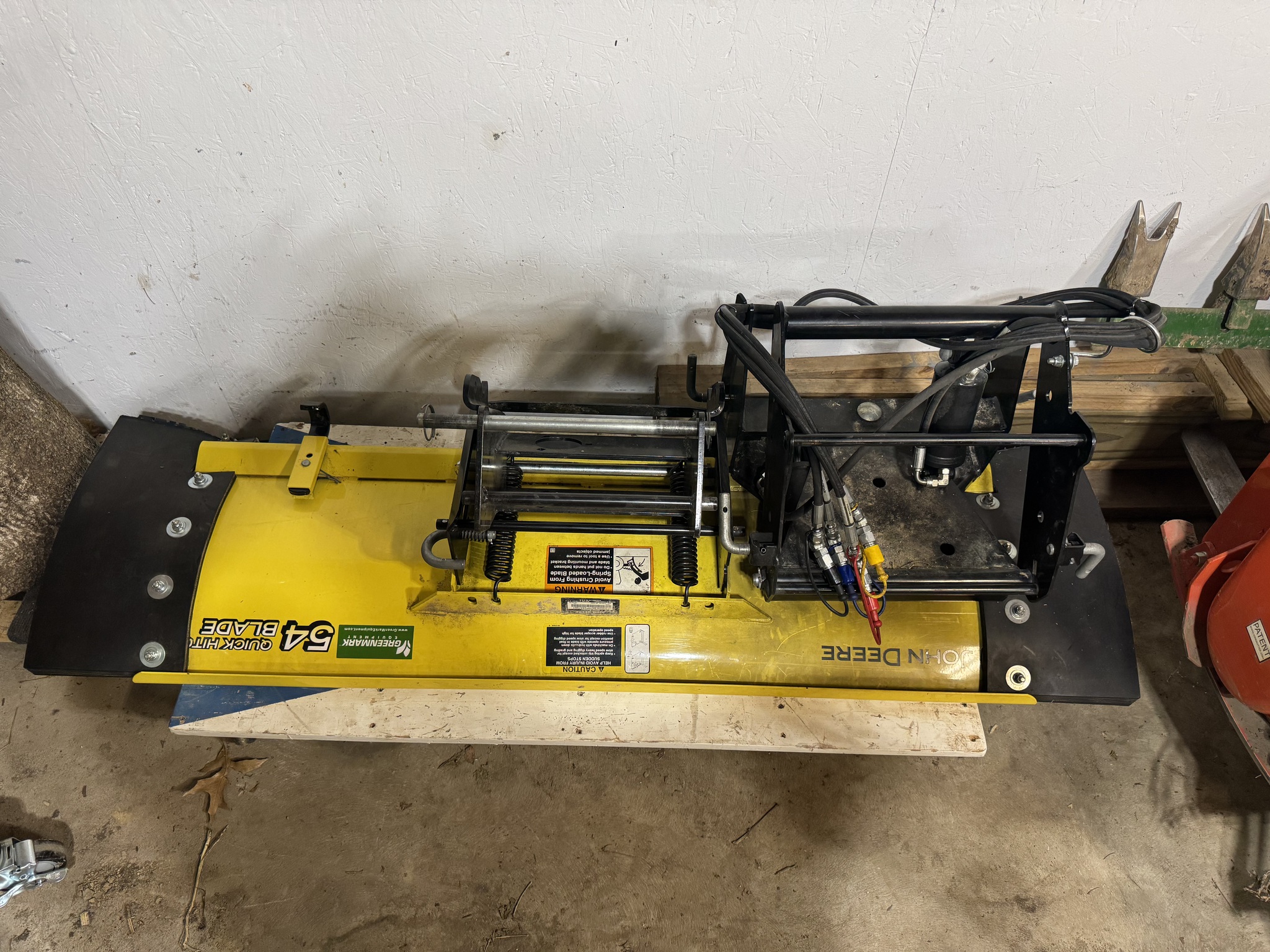 2017 John Deere 1025R Image 14