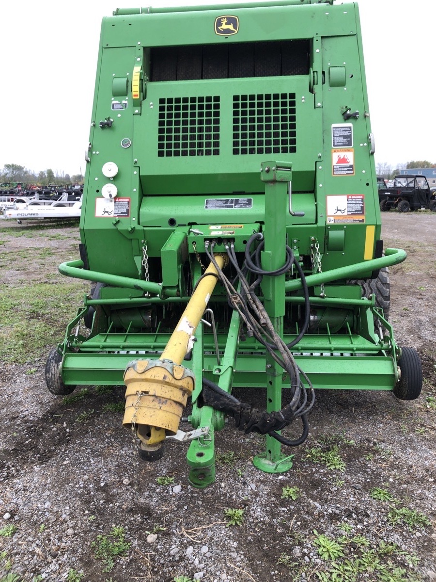 2016 John Deere 854 Silage Special Image 2