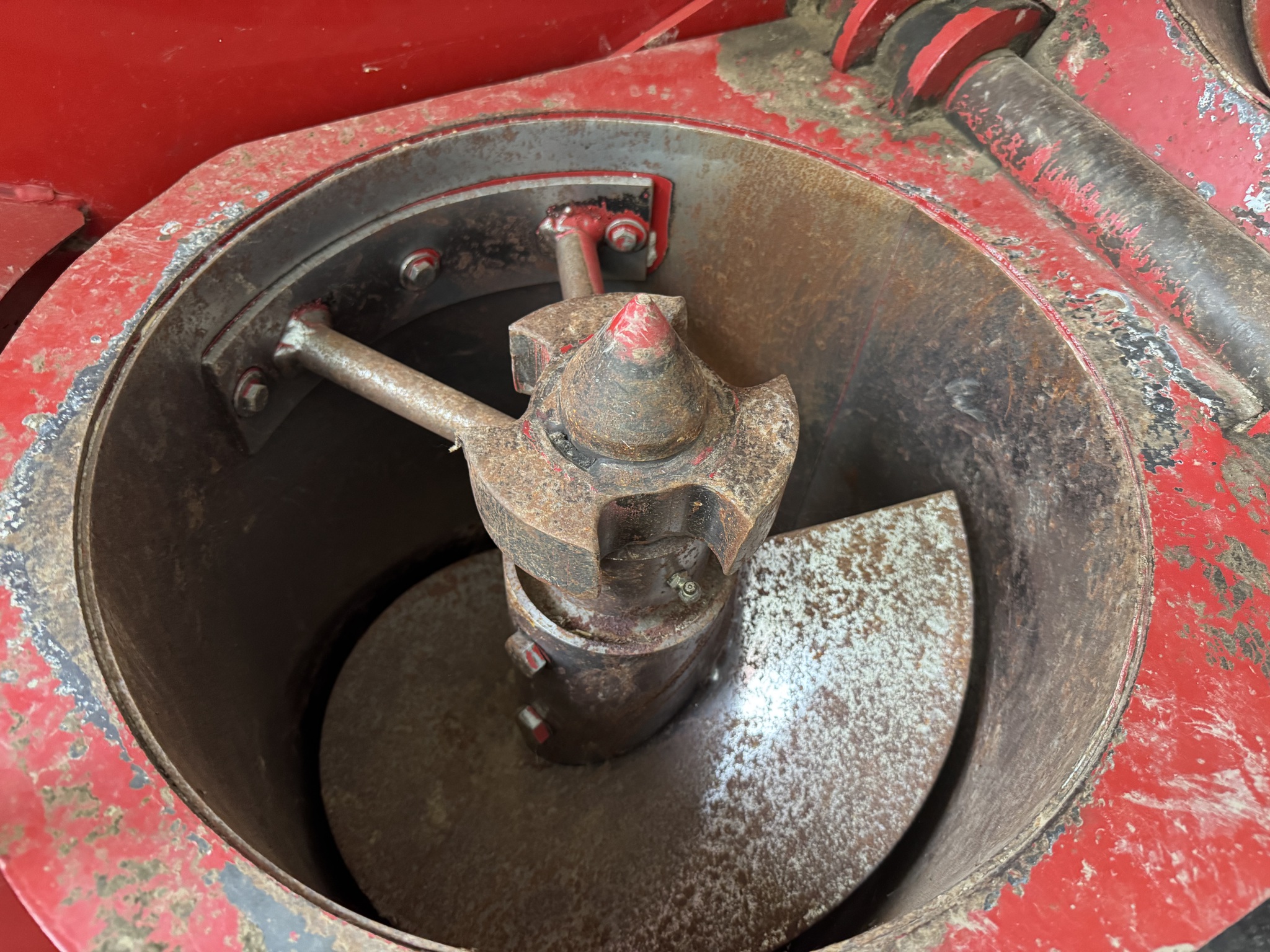  2004 Parker 737 at Heritage Tractor in Brimfield, IL