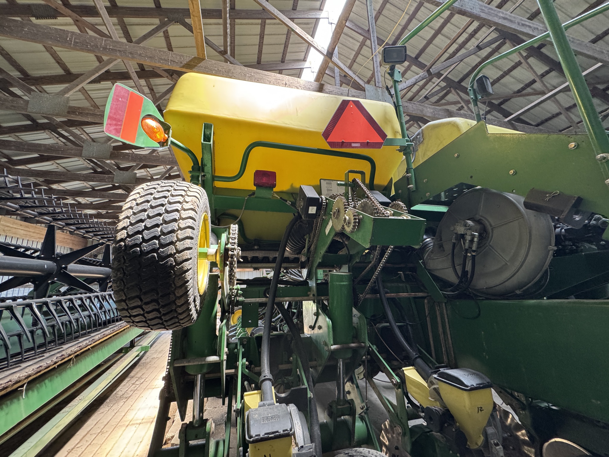 2009 John Deere 1770NT CCS Image 6