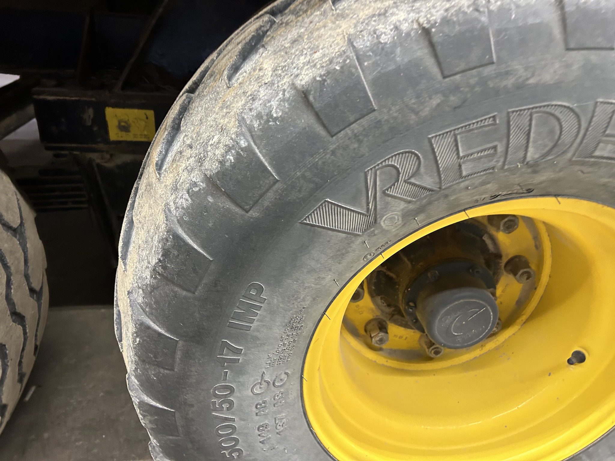 2009 New Holland BB9080 Image 20