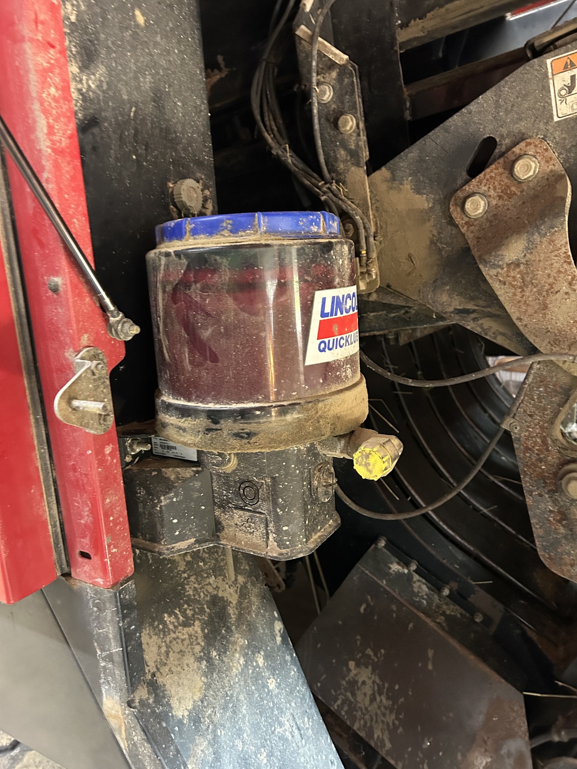 2009 New Holland BB9080 Image 18