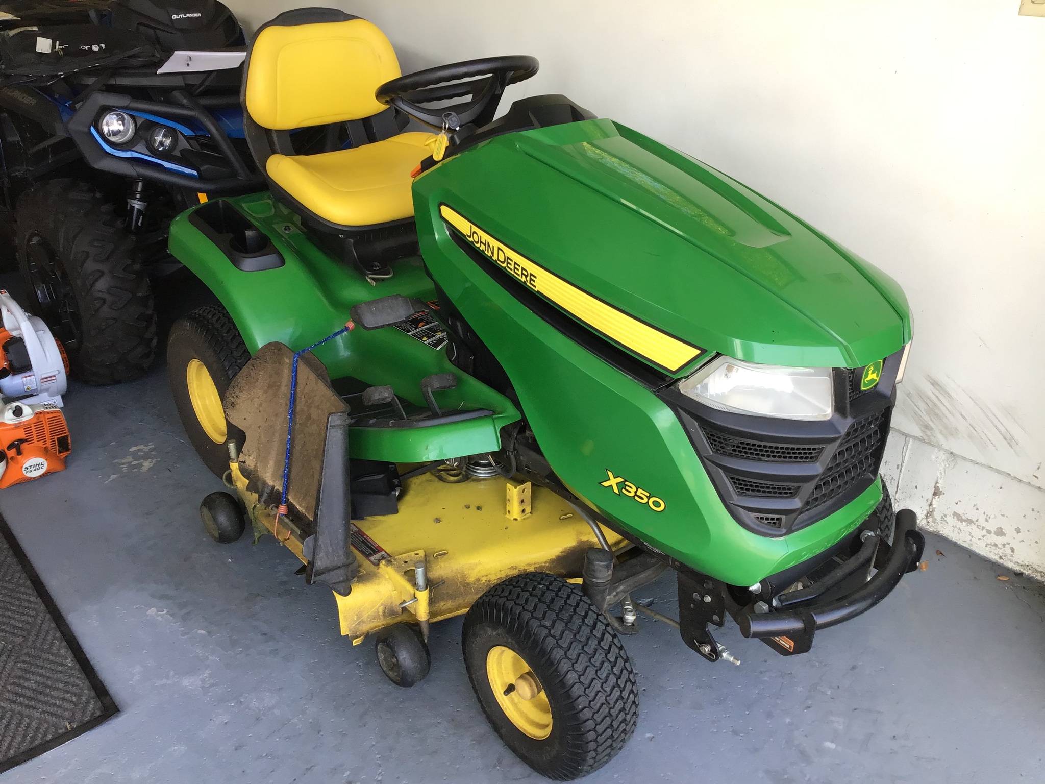 2017 John Deere X350 Image 4