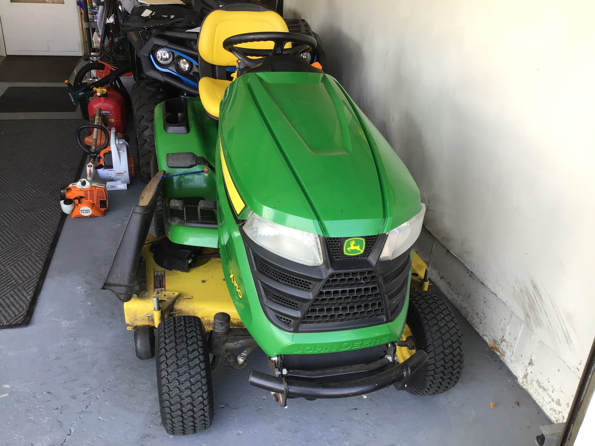 2017 John Deere X350 Image 1