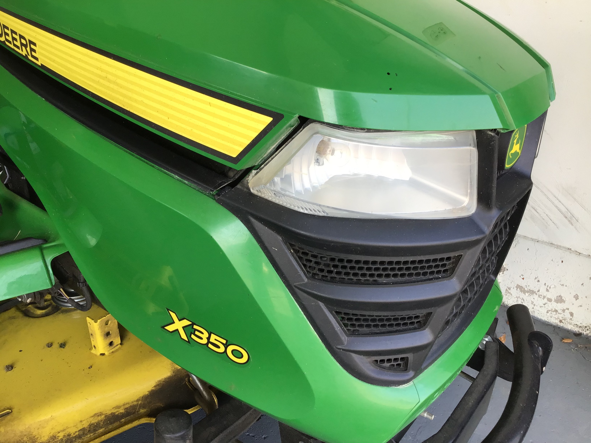 2017 John Deere X350 Image 9