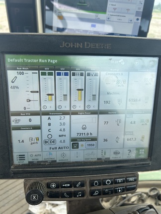 2014 John Deere 7210R-2