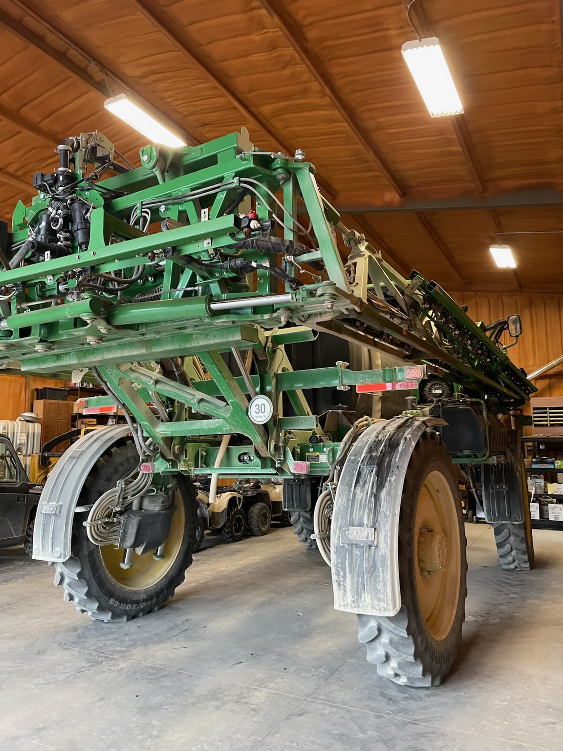 2017 John Deere R4030 Image 5