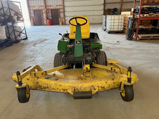 John Deere F930 Image 5