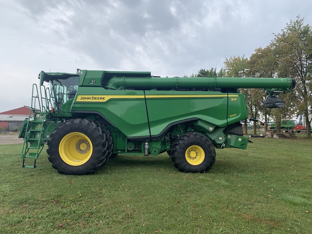 2022 John Deere X9 1000 Image 8