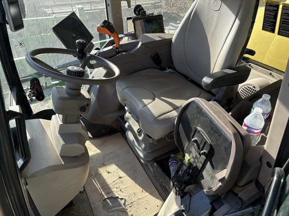 Photo of 2025 John Deere R4023